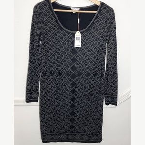 Max Studio Specialty Products Long Sleeve Dress